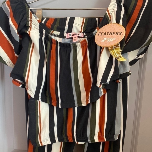 Feathers 2 pc pant suit SZ M(jr) vertical multicolor stripes NWT - Picture 3 of 7